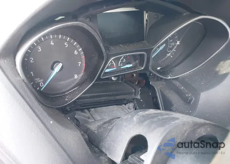 2016 Ford Focus S z USA, uszkodzony, nr VIN 1FADP3E23GL363075